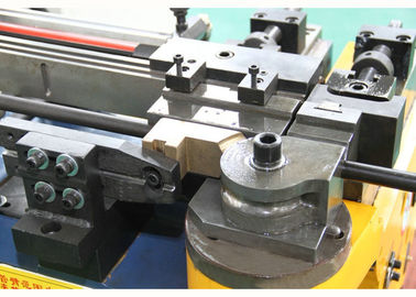 Dobladora del tubo del metal del CNC del acero de carbono del metal, doblador hidráulico del tubo