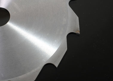 Hoja de sierra Diamond Sawblade del panel de la tabla que anota por encargo 140 x 2,2 x 8
