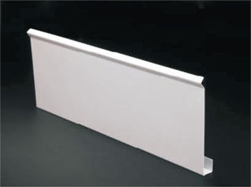 J que se encrespaba formó el techo linear flotante enchufable teja el techo suspendido de aluminio de encargo de la tira de metal