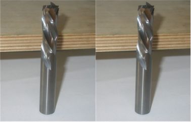 Micrófono de los pedazos del carburo del CNC - pedazos sólidos del espiral de la compresión de la flauta del carburo tres del grano para cortar la madera suave