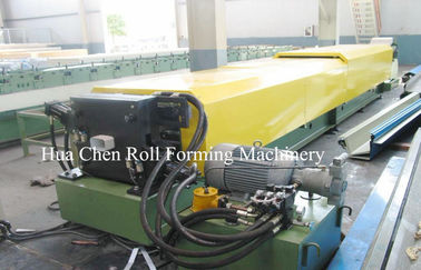 Rollo de la bajada de aguas de la hoja de acero del color del CNC que forma la máquina con el rodillo del acero No45