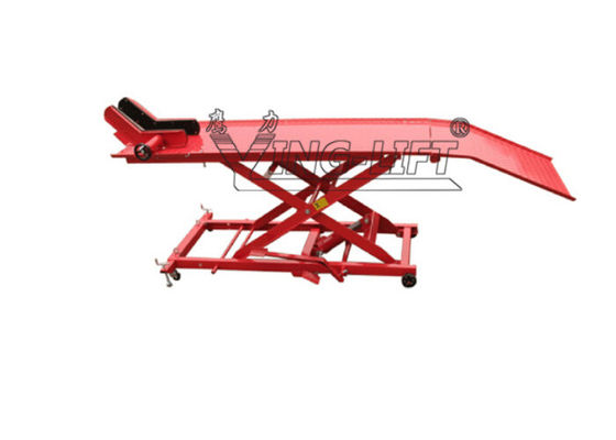 Ventile el equipo rojo hidráulico de la tabla de elevación con el marco de la ayuda y 360kg a la capacidad 675kg